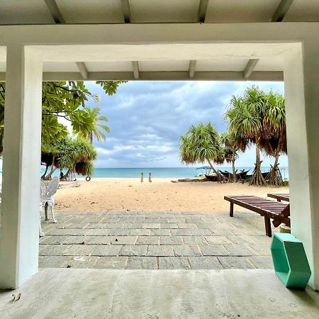 Moon Isle Beach Bungalow Nilaveli Esterno foto