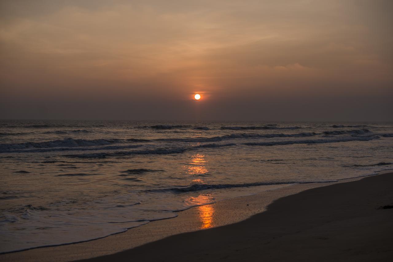 Moon Isle Beach Bungalow Nilaveli Esterno foto
