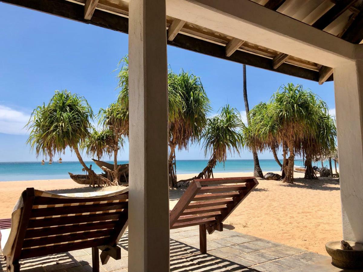 Moon Isle Beach Bungalow Nilaveli Esterno foto